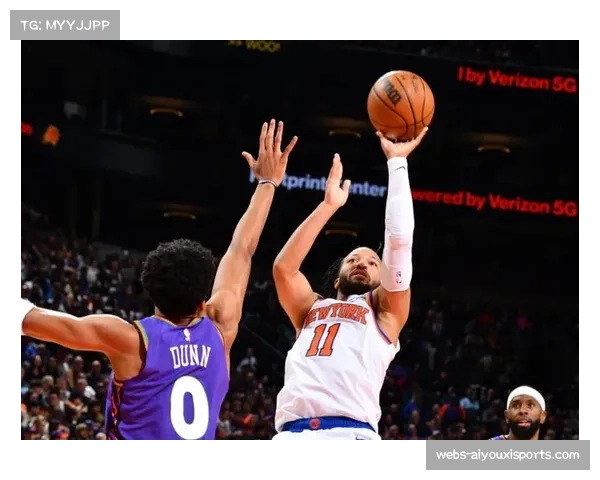 尼克斯与骑士鏖战双加时，布伦森空砍50分